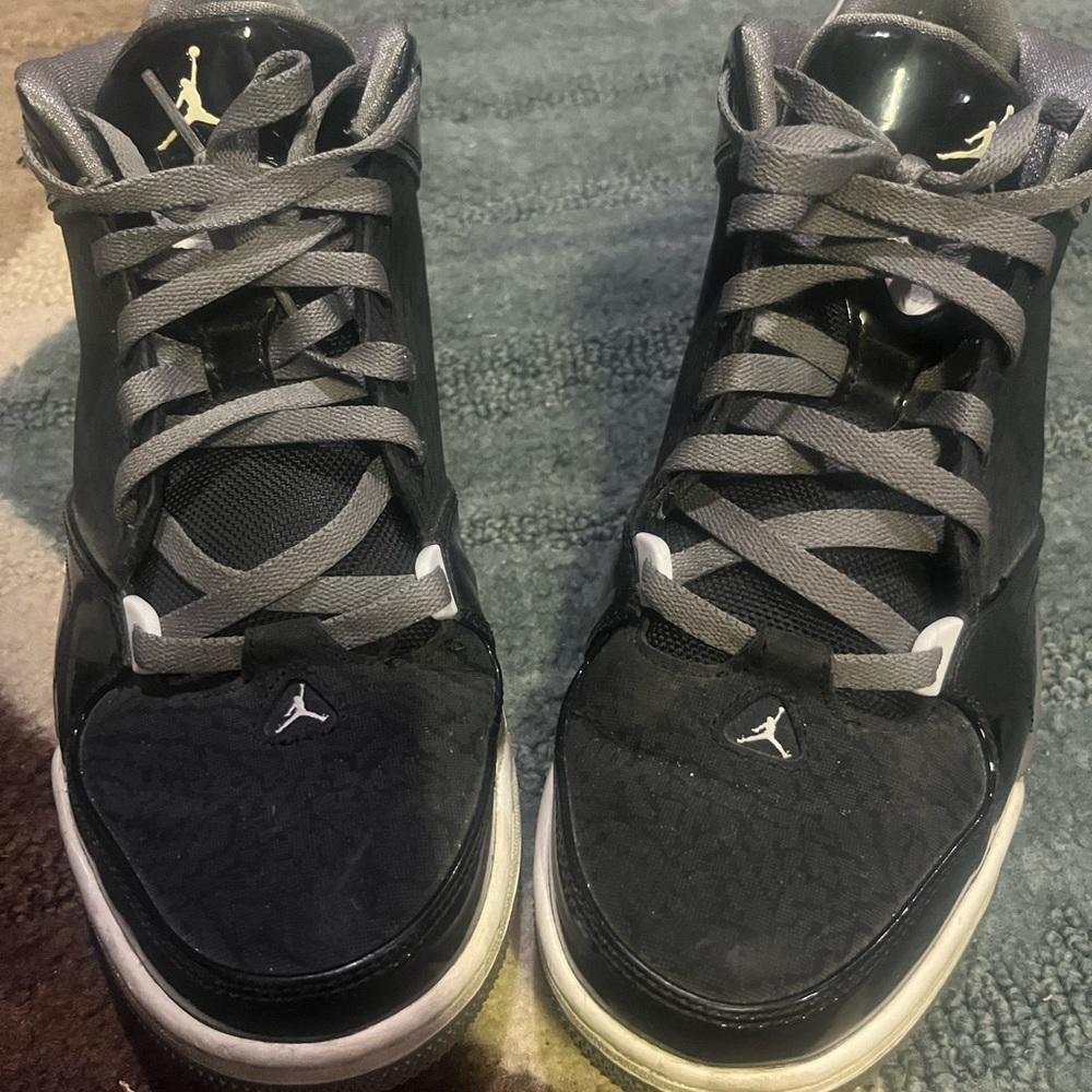 Vintage Men’s Black high top Nike Air Jordans